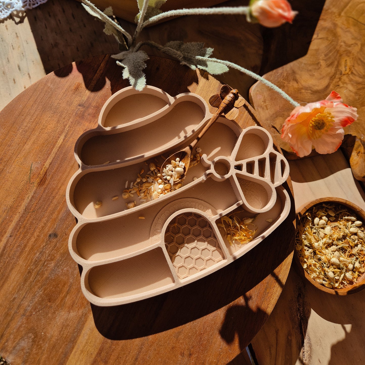 Honey Hive & Bee Tray