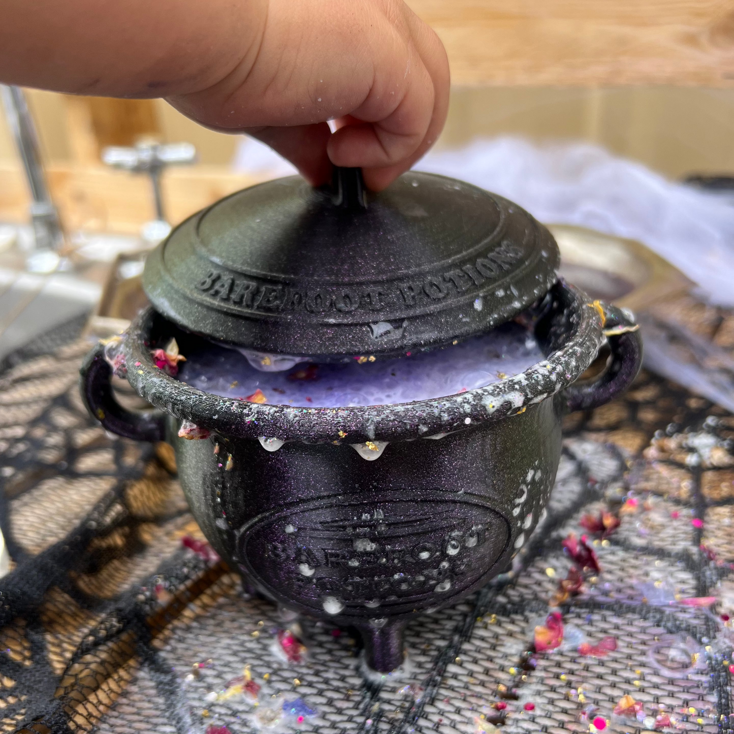 Cauldron - Magic Purple