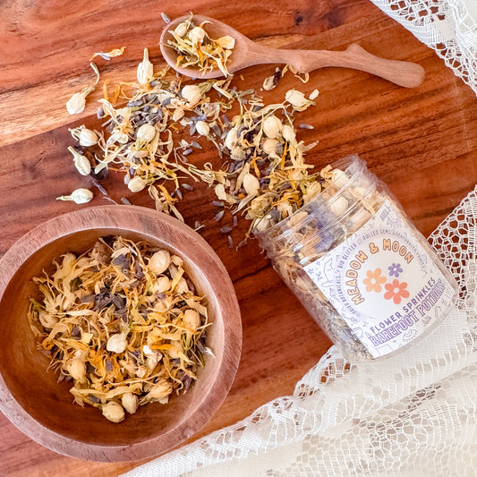 Dried Flower Sprinkles - Meadow & Moon