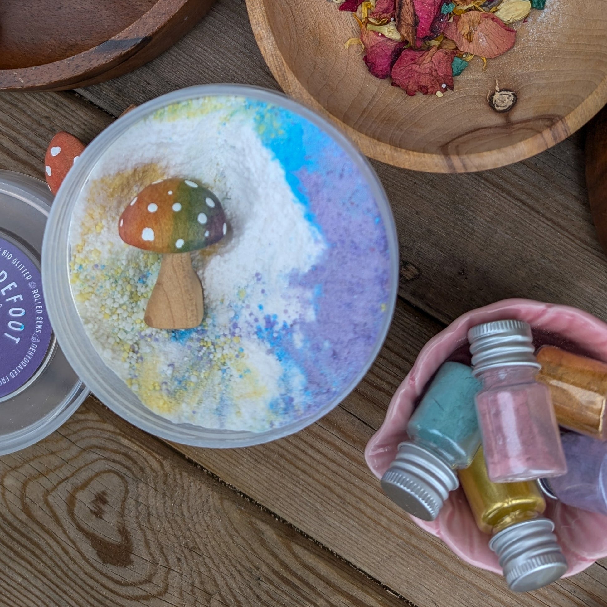 Magic Pixie Dust Fizz 
potion play
sensory play
barefoot potions