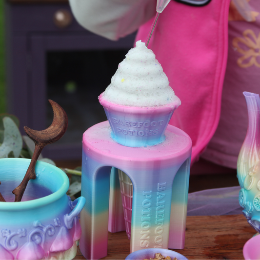 Ice Cream Cone & Stand