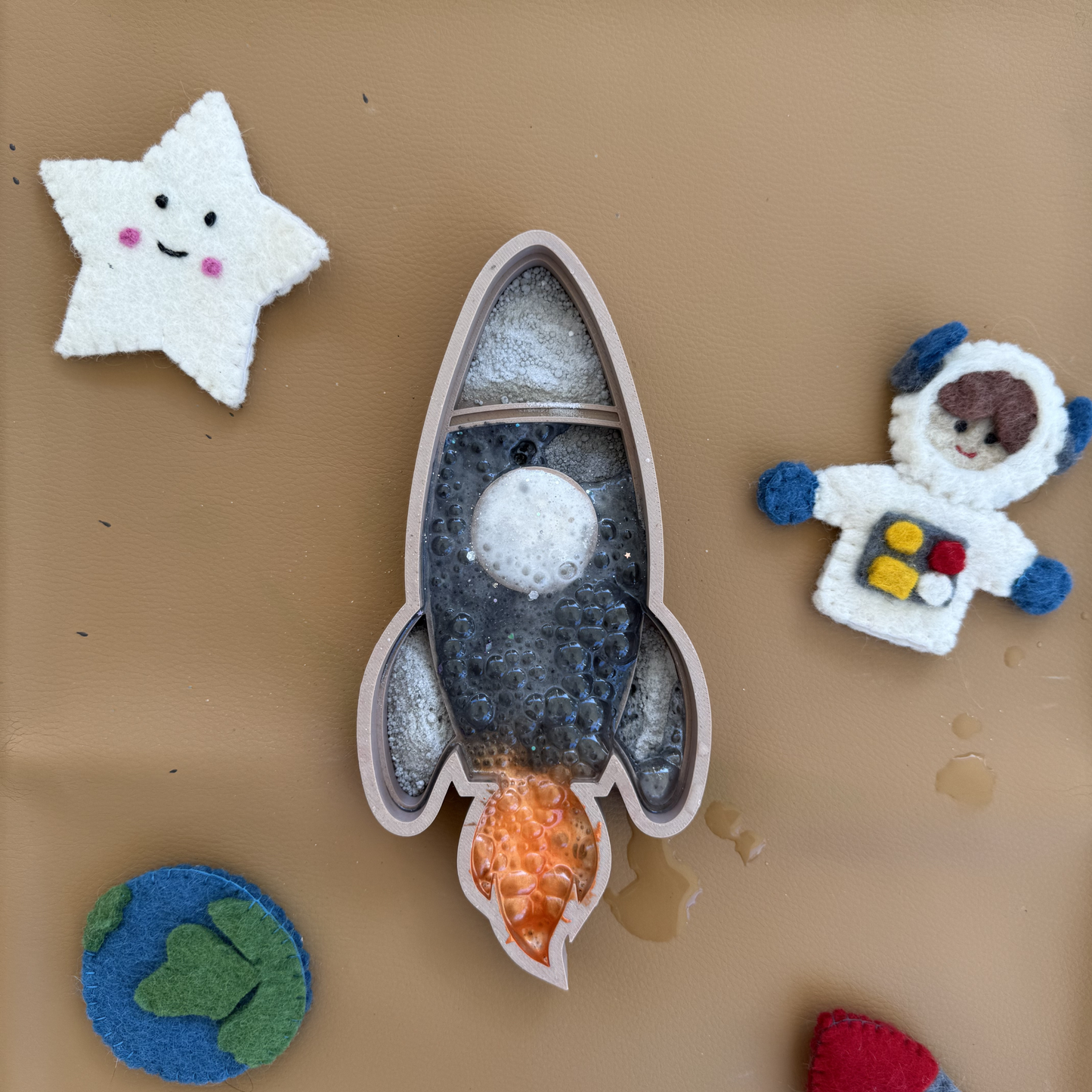 Rocket Tray