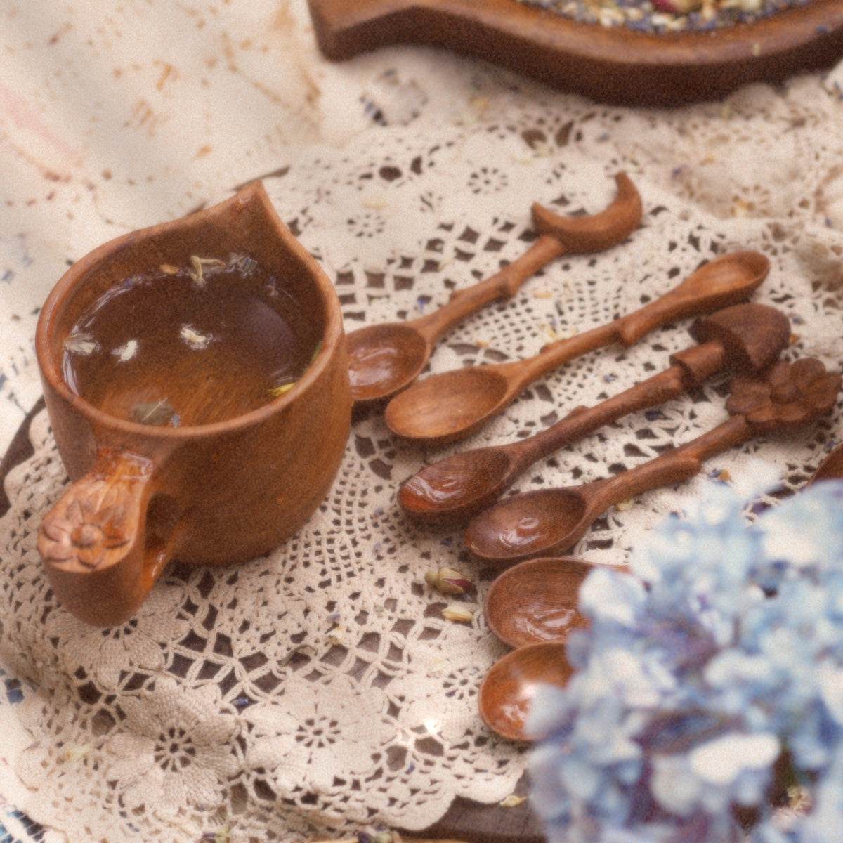 Wildflower Pouring Cup